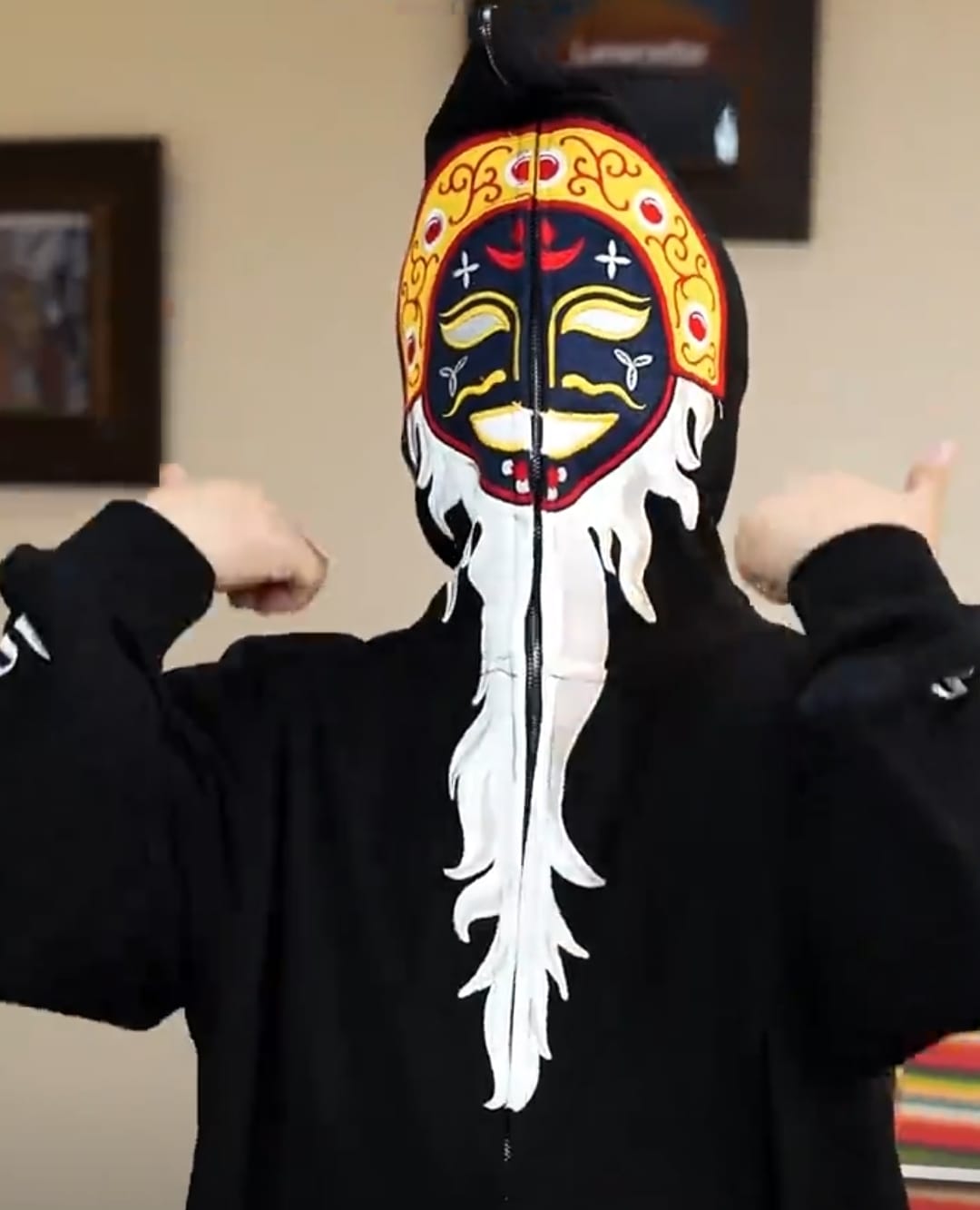 Zipper Tashi Shoepa Hoodies